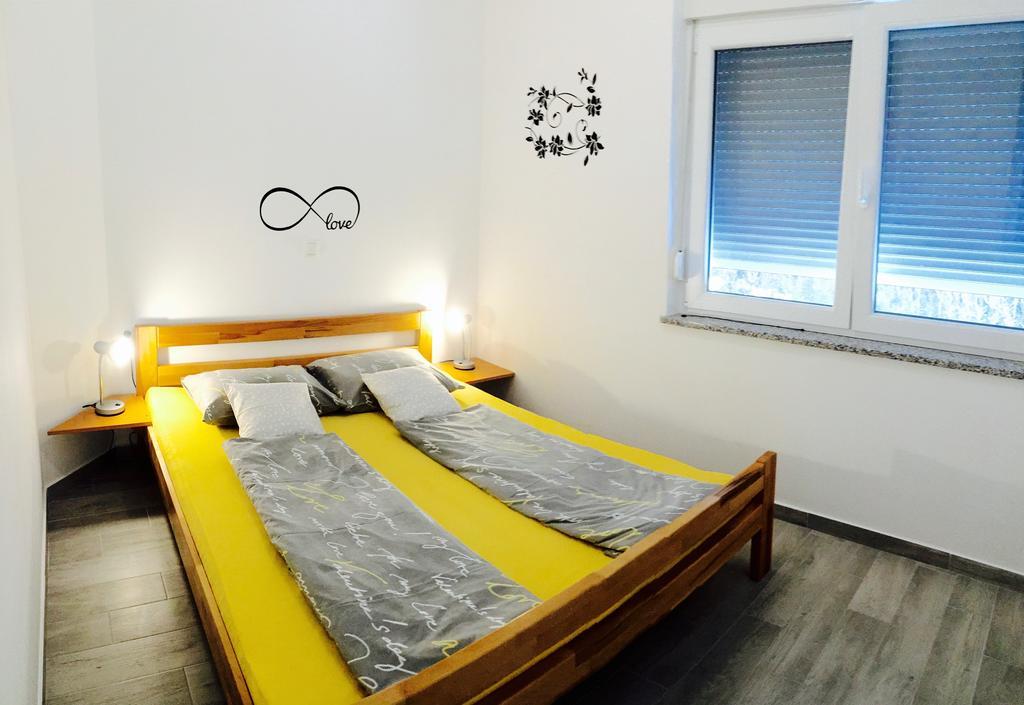 Apartment Dvorska Криквеница Екстериор снимка